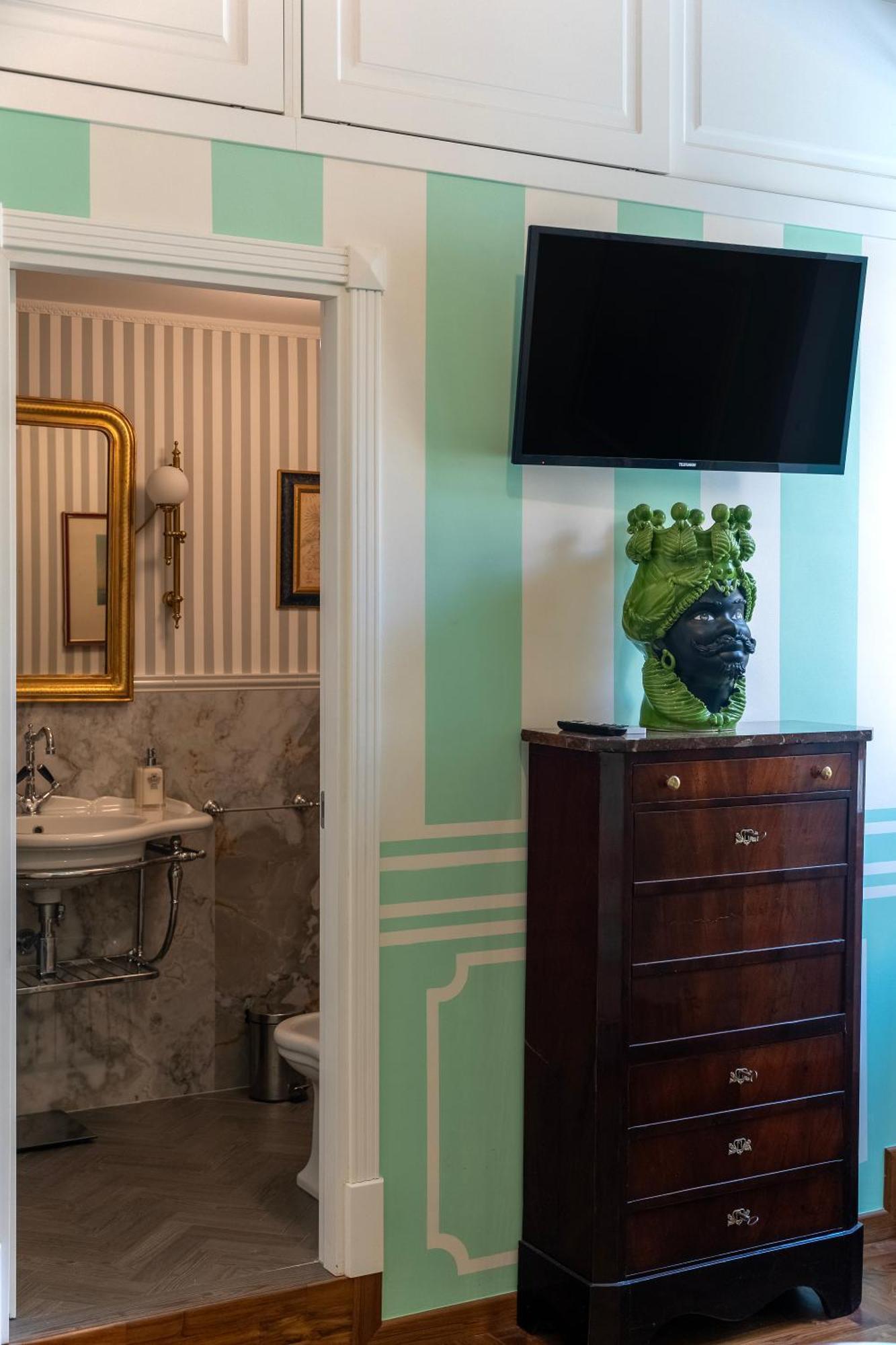 ホテル Regal House Anzio Manetti 16 エクステリア 写真