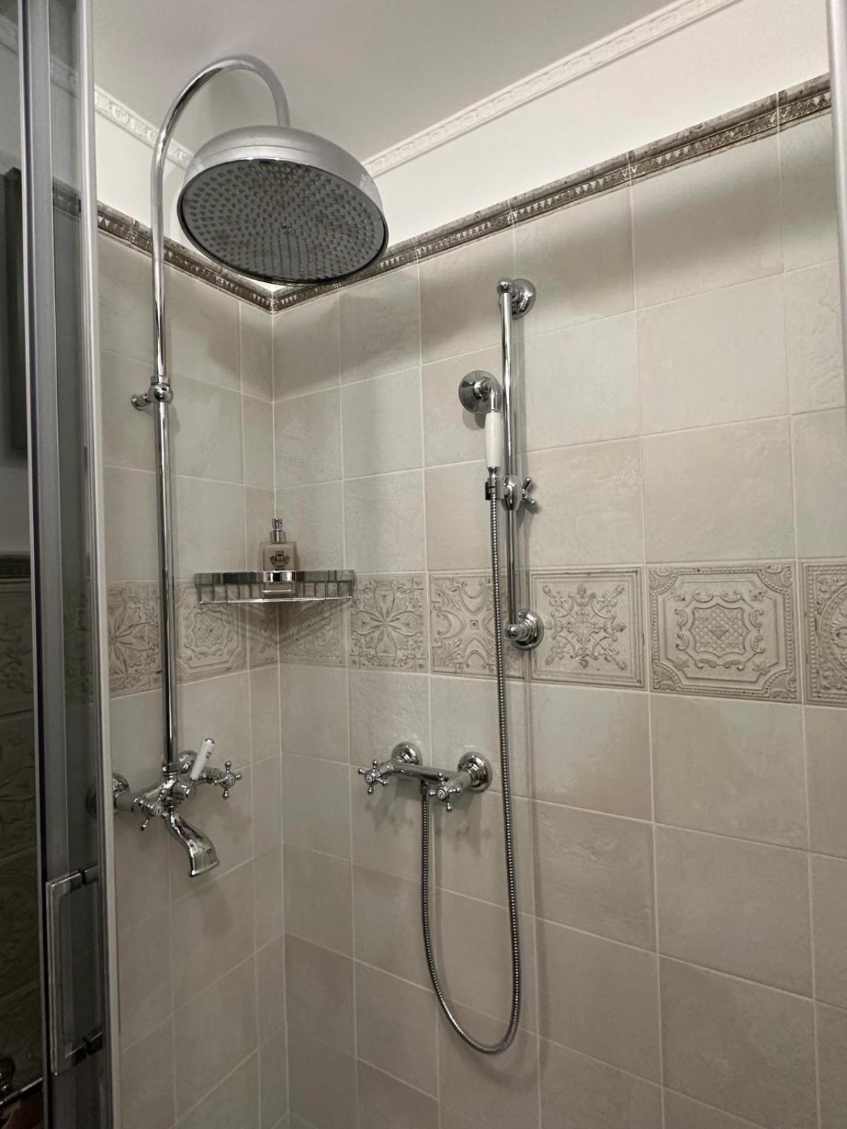 ホテル Regal House Anzio Manetti 16 エクステリア 写真
