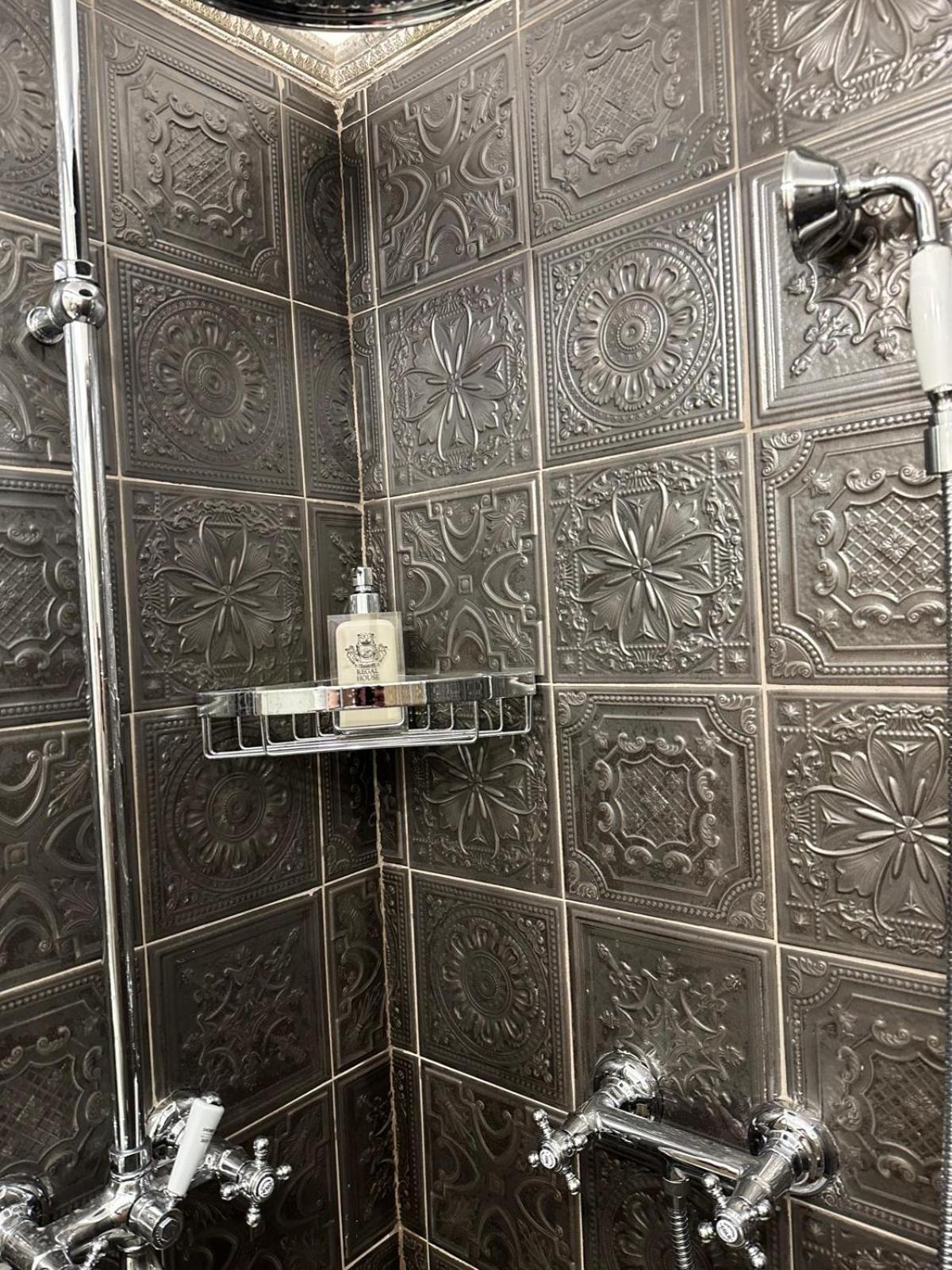ホテル Regal House Anzio Manetti 16 エクステリア 写真